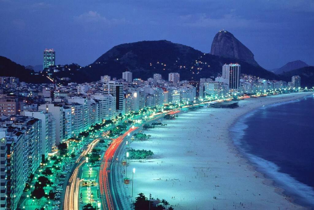 Apartment In Ipanema, *