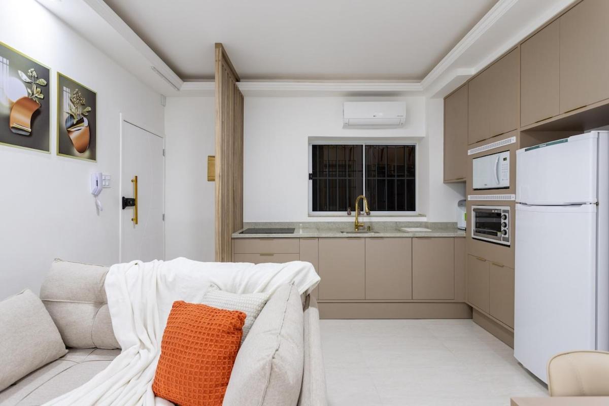 In Ipanema, Apartment *