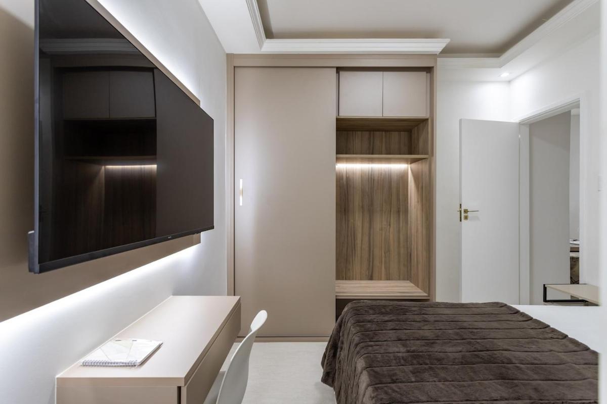 In Ipanema, Apartment *